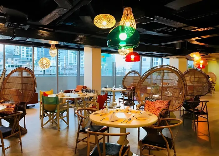 Dft "rockwell View" Host By Manila